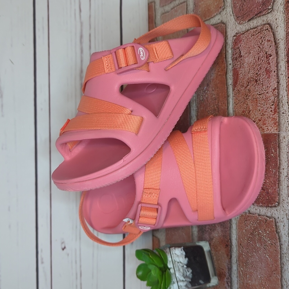 Chaco Kids' Chillos Sport Sandals Unisex Ankle Strap Rose Orange‎ Size 3 Big Kid